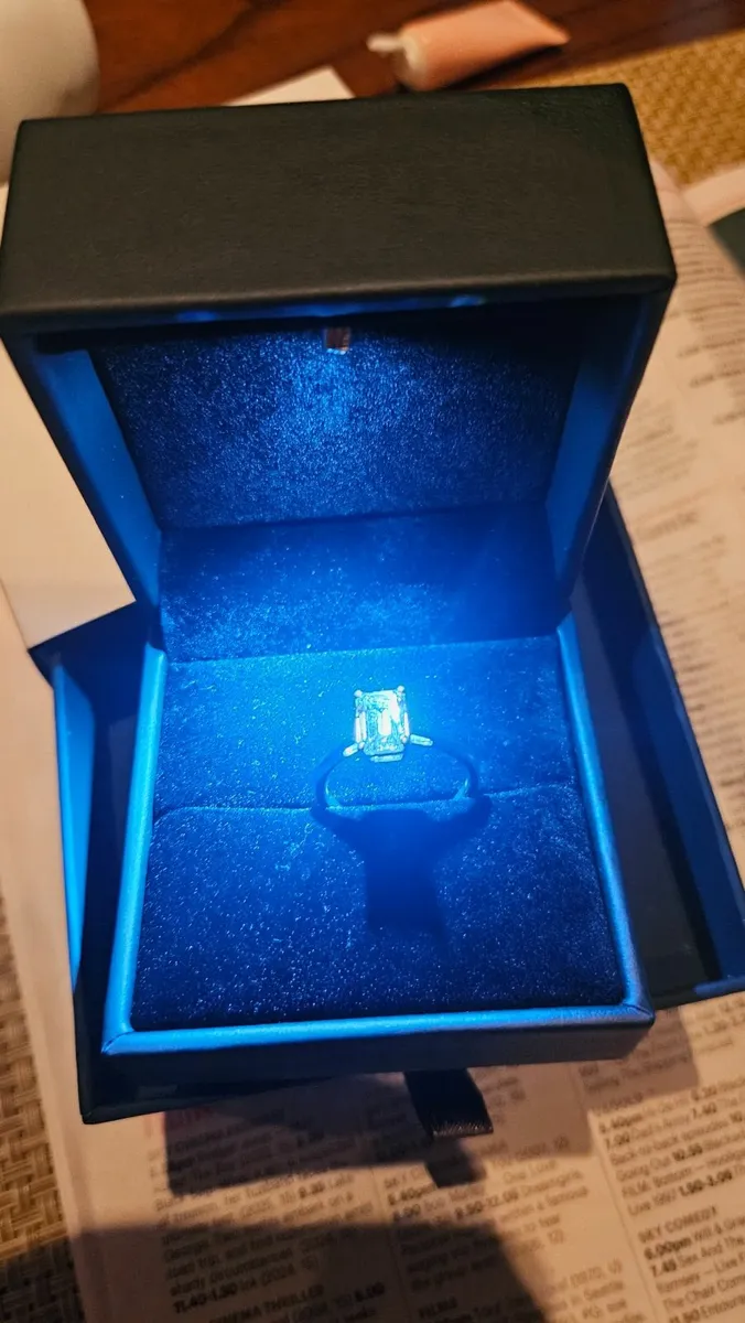 2ct Lab Grown Diamond Solitaire Ring - Image 2