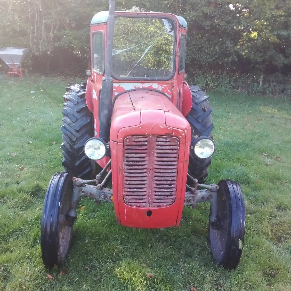 tractor - Image 2