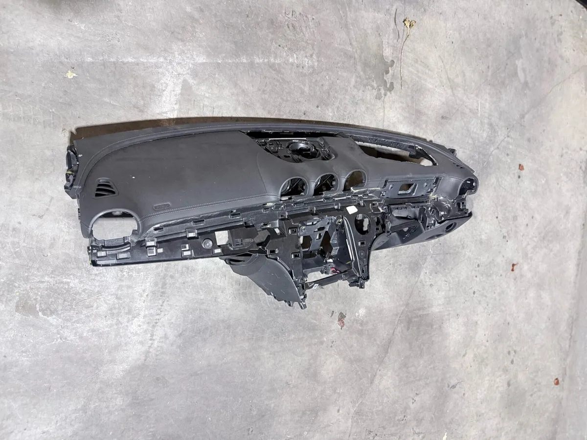 Mercedes / Volvo / Porshe dashboard - Image 1