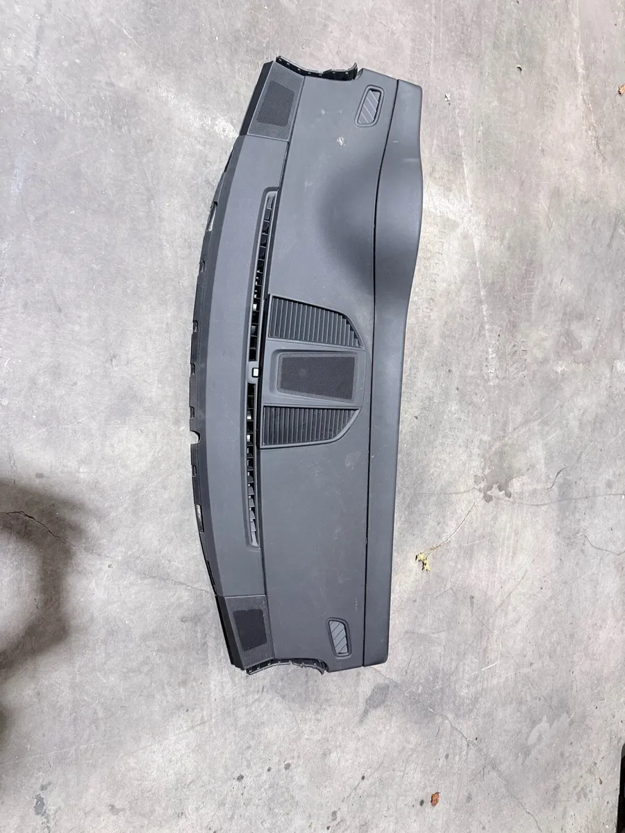 Mercedes / Volvo / Porshe dashboard - Image 4