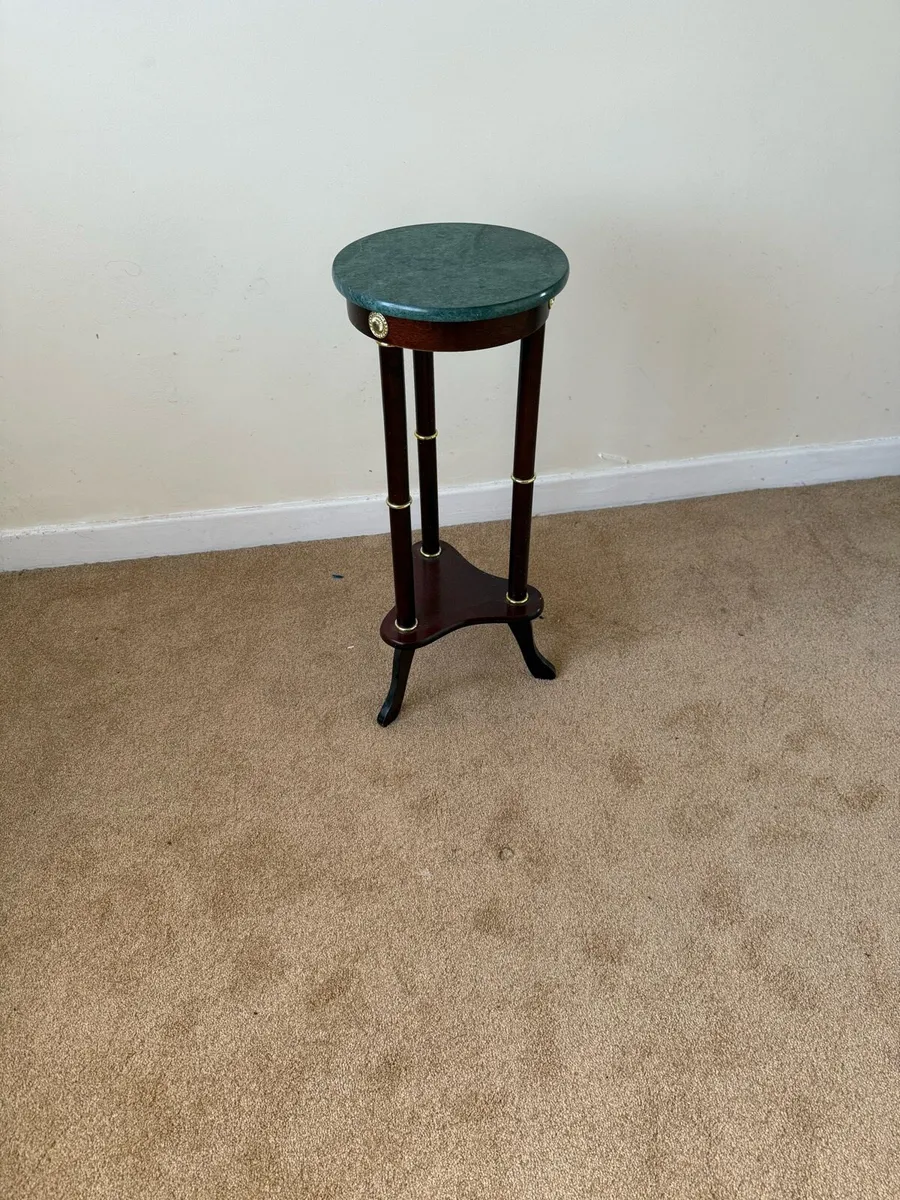 Plant table