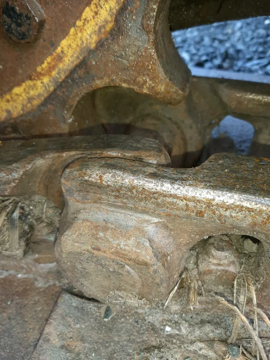 Hitachi 130 - 1 - Image 2