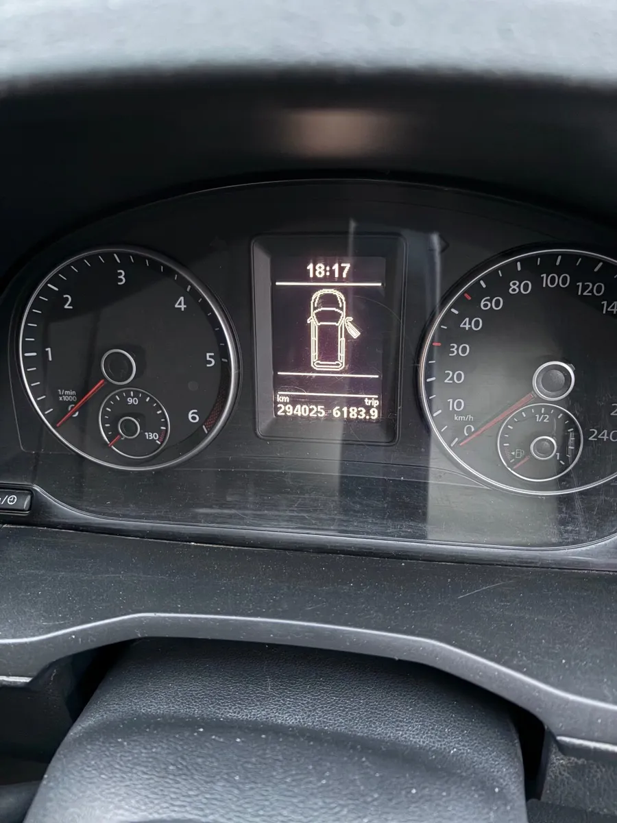 Volkswagen Caddy 2018 trendline - Image 4