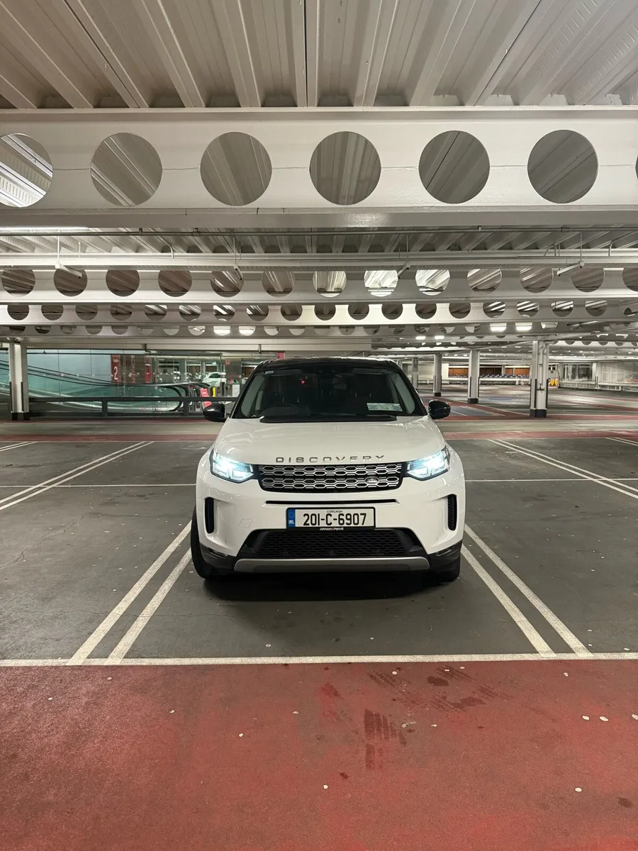 Land Rover Discovery Sport 2020 2.0D 150BHP Manual - Image 2