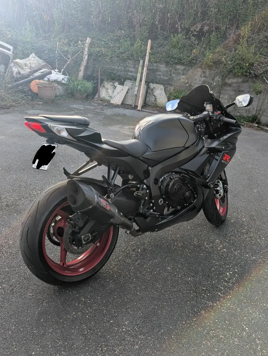 2017 Suzuki GSXR 600cc - Image 2