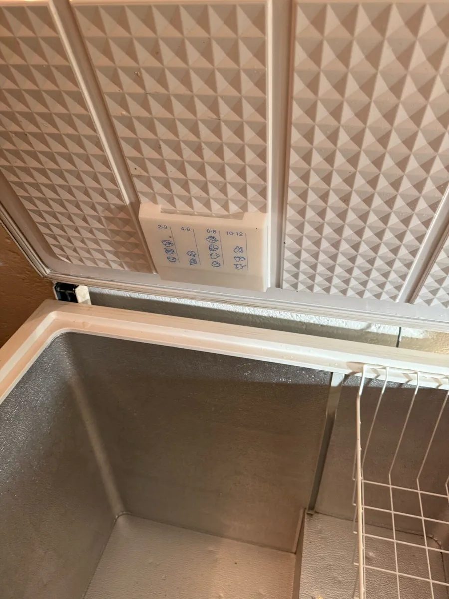 Freezer - Image 1