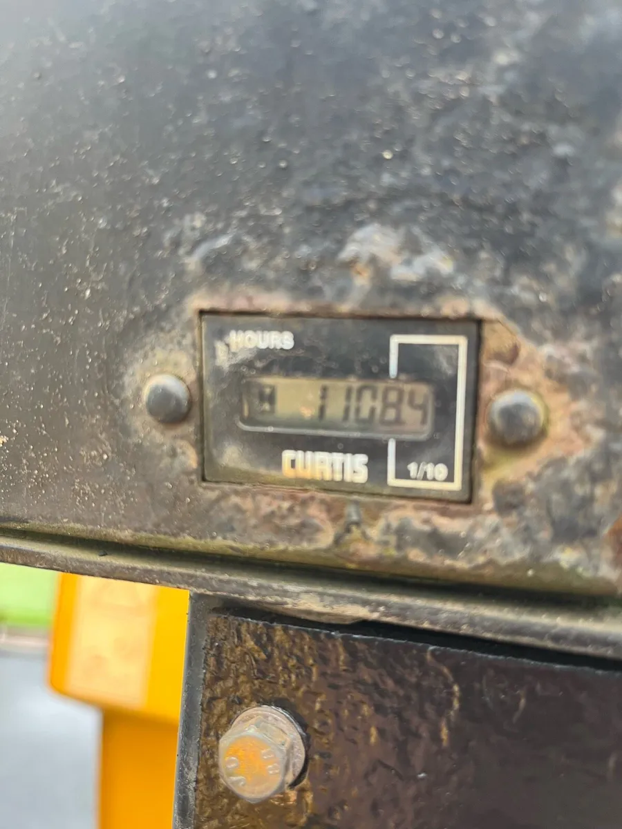 2017 jcb 1 tonne dumper - Image 3