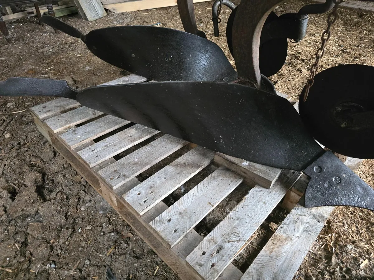 Ferguson plough - Image 4