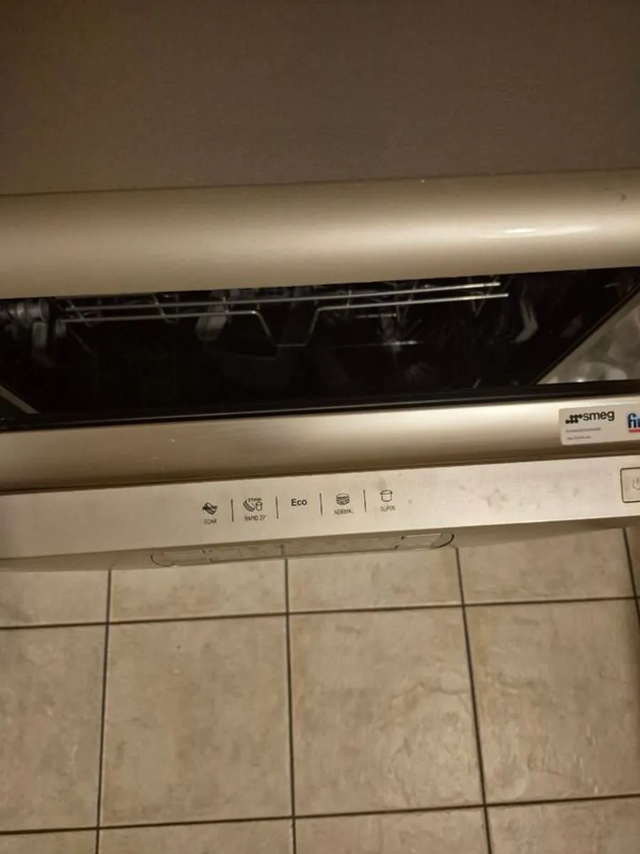 Smeg dishwasher - Image 2