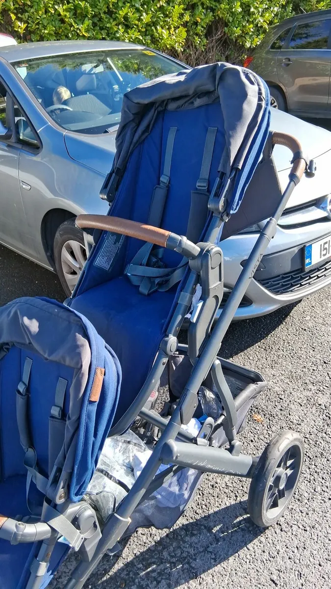 Twins Pram - Image 1