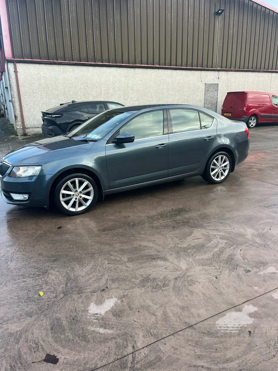 16 skoda Octavia 1.6 tdi - Image 3