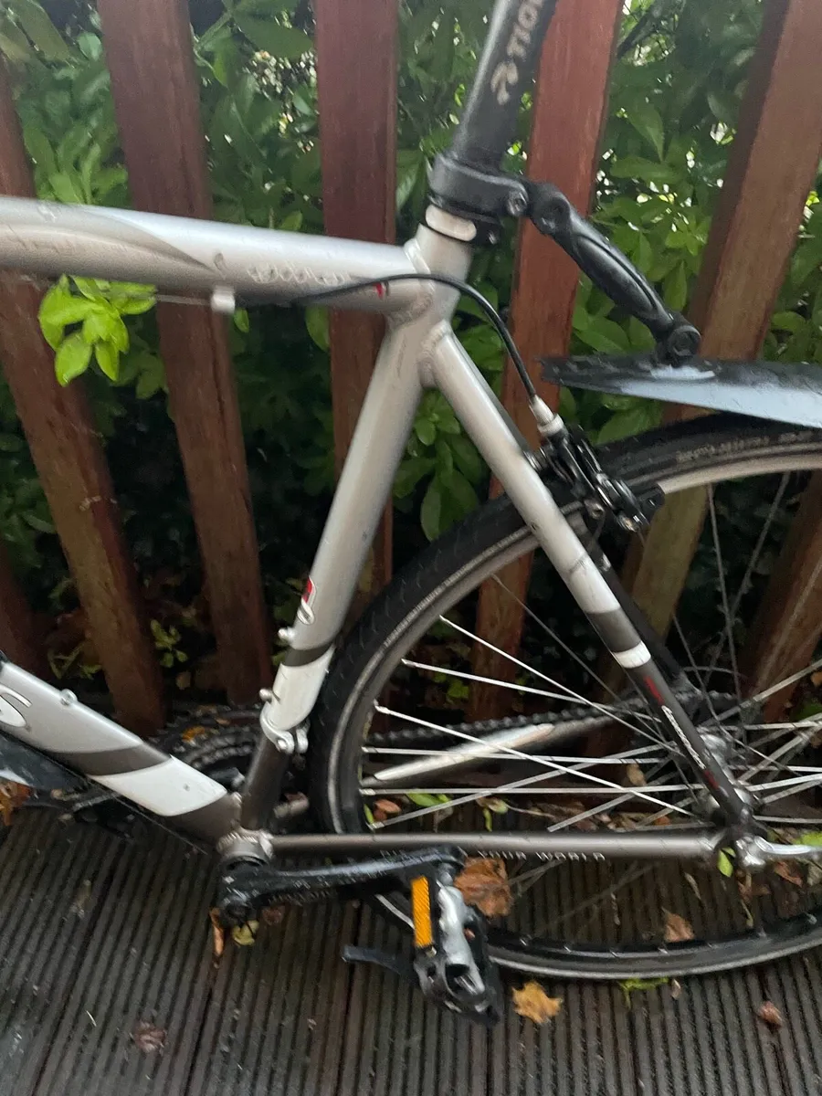 Dawes Hybrid bike - Image 3