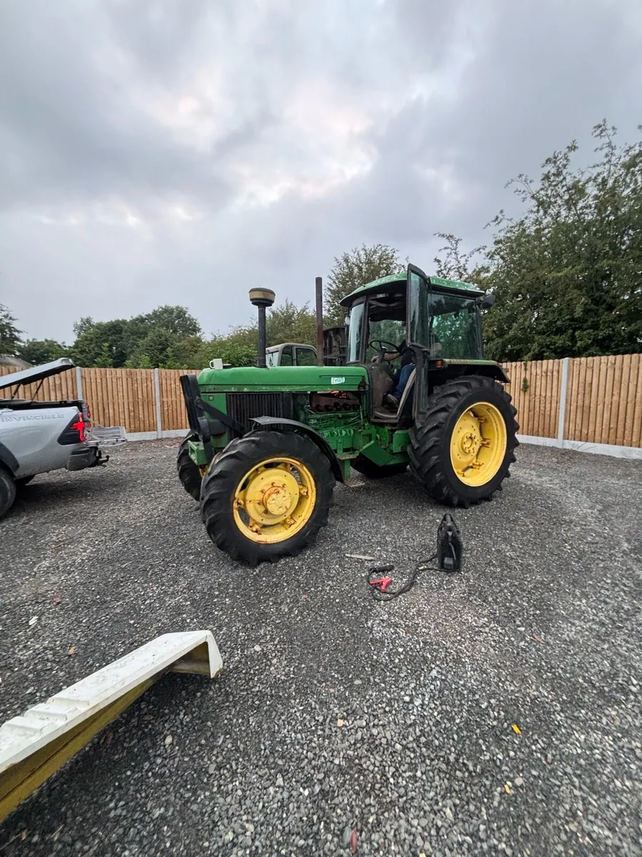 John deere 3050 - Image 1