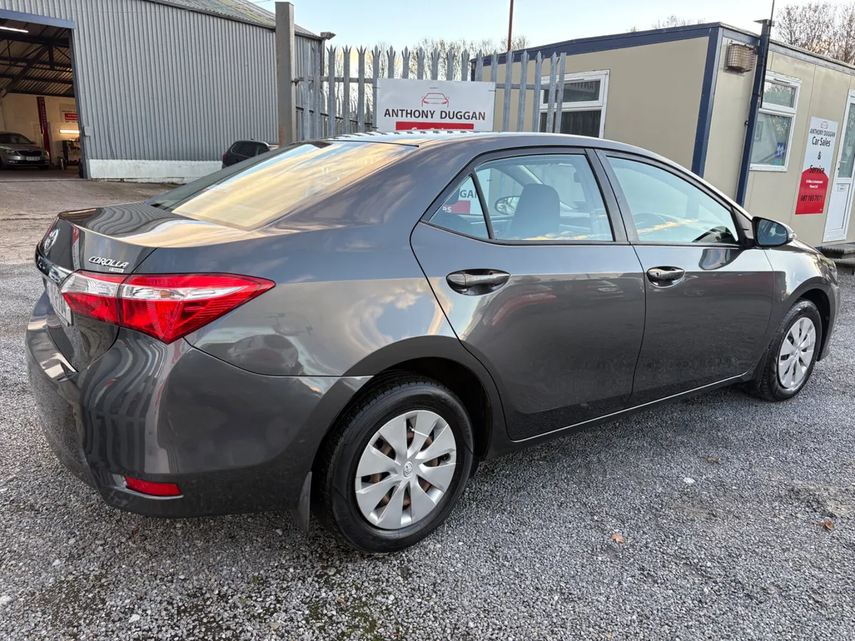 2015 Toyota Corolla D4D - Image 3