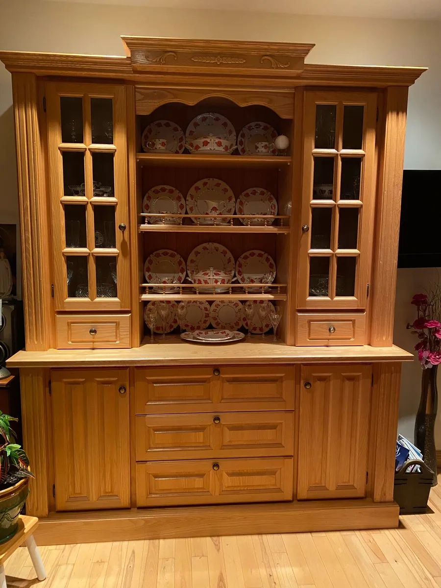 Oak kitchen Dresser - Image 2