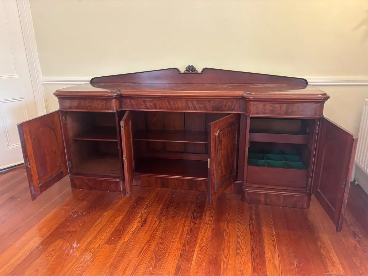 Sideboard - Image 2