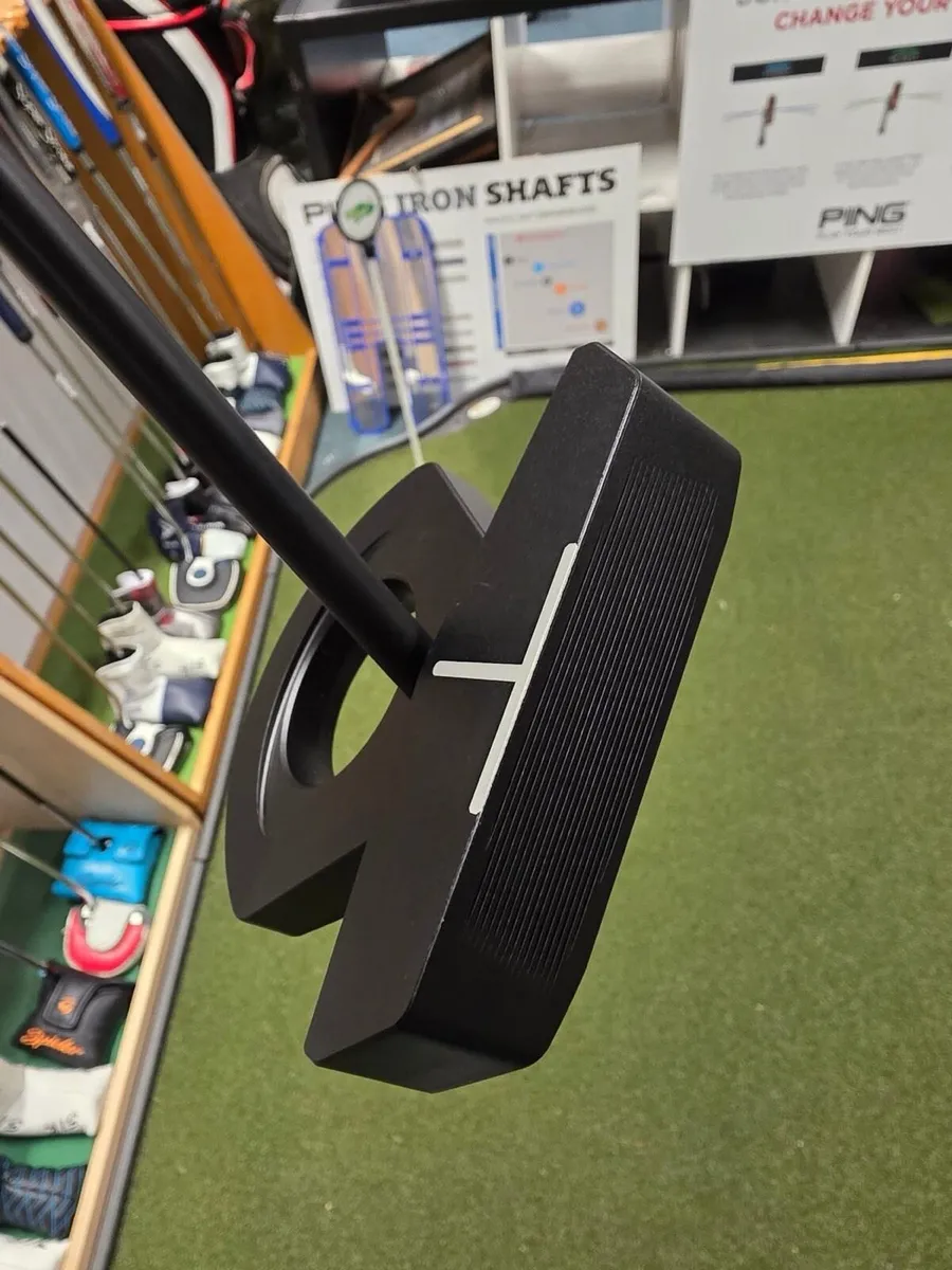 Lab DF3 Putter - Image 4