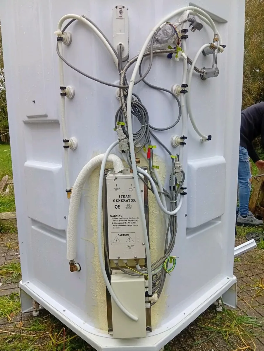 Steam shower unit - Image 1