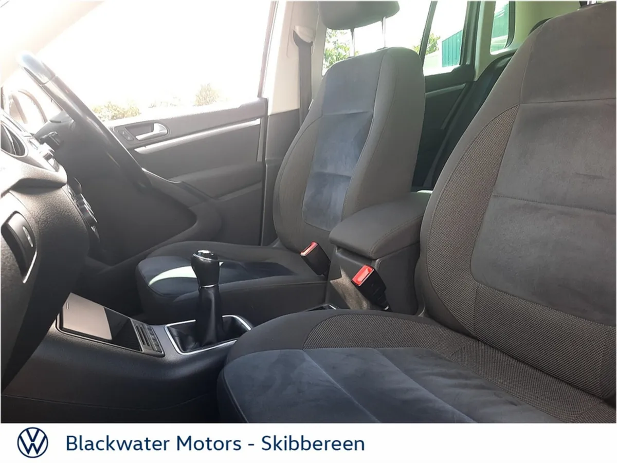 Volkswagen Tiguan SPORT 2.0TDI 110BHP - Image 4