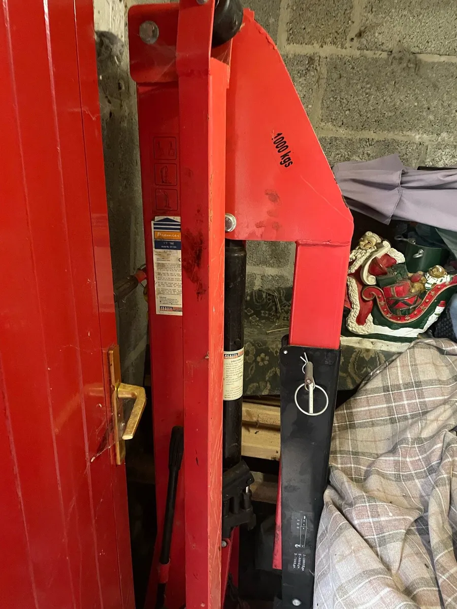 Sealey engine lift one ton - Image 1