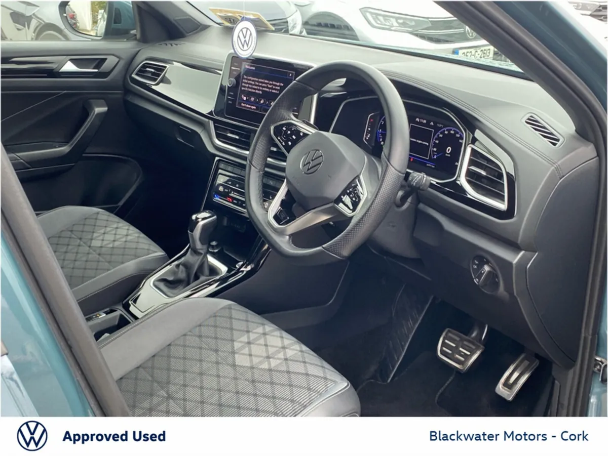 Volkswagen T-Roc 1.5TSI 150BHP R-LINE PLUS AUTOMAT - Image 4