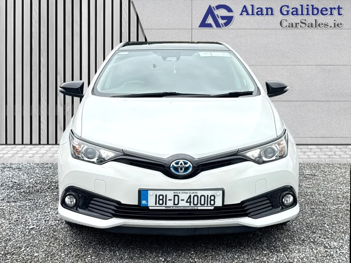 Toyota Auris HYBRID LUNA SPORT AUTO 4DR - Image 4