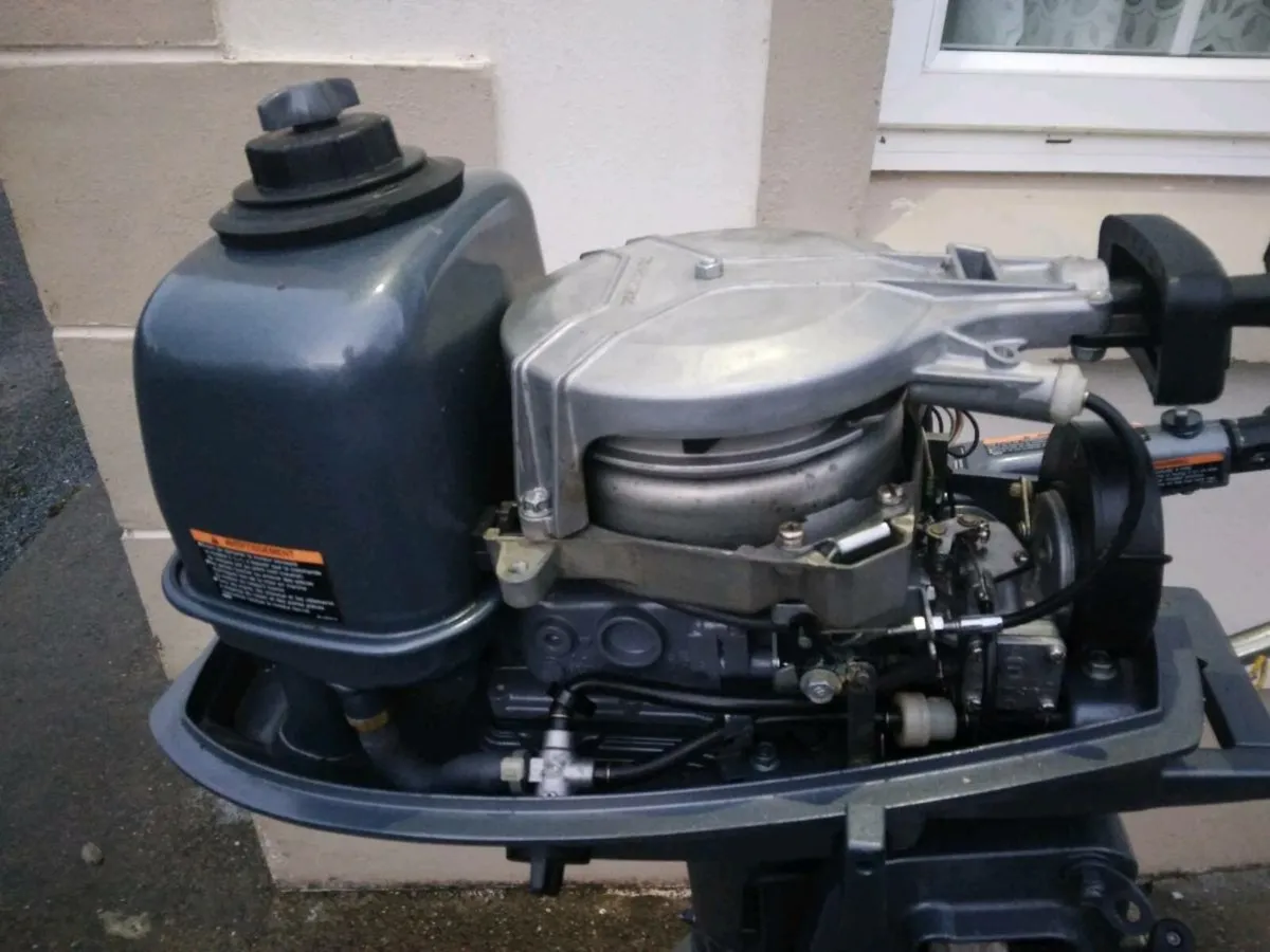 Outboard engine - Image 3