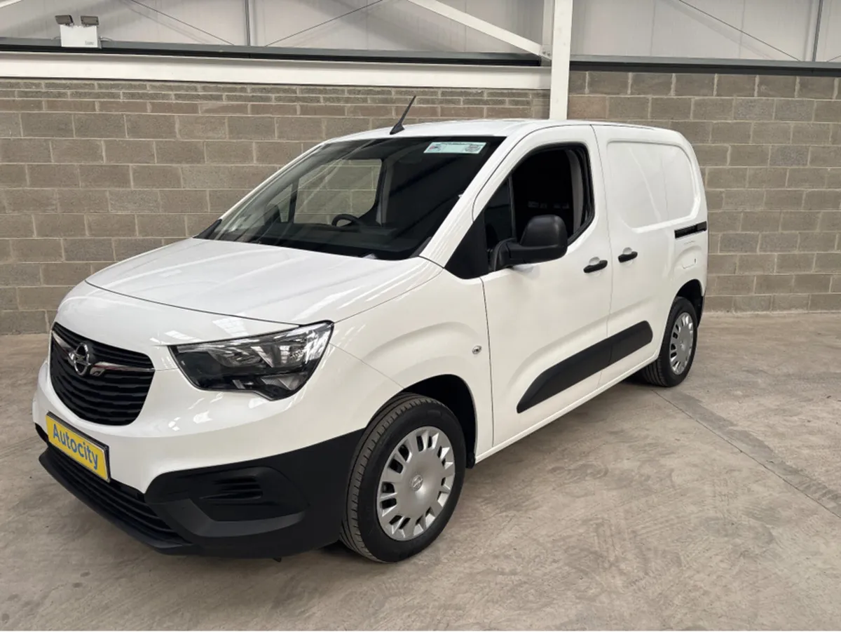 Opel Combo L1H1 100PS DIESEL MY22 6speed - Image 3