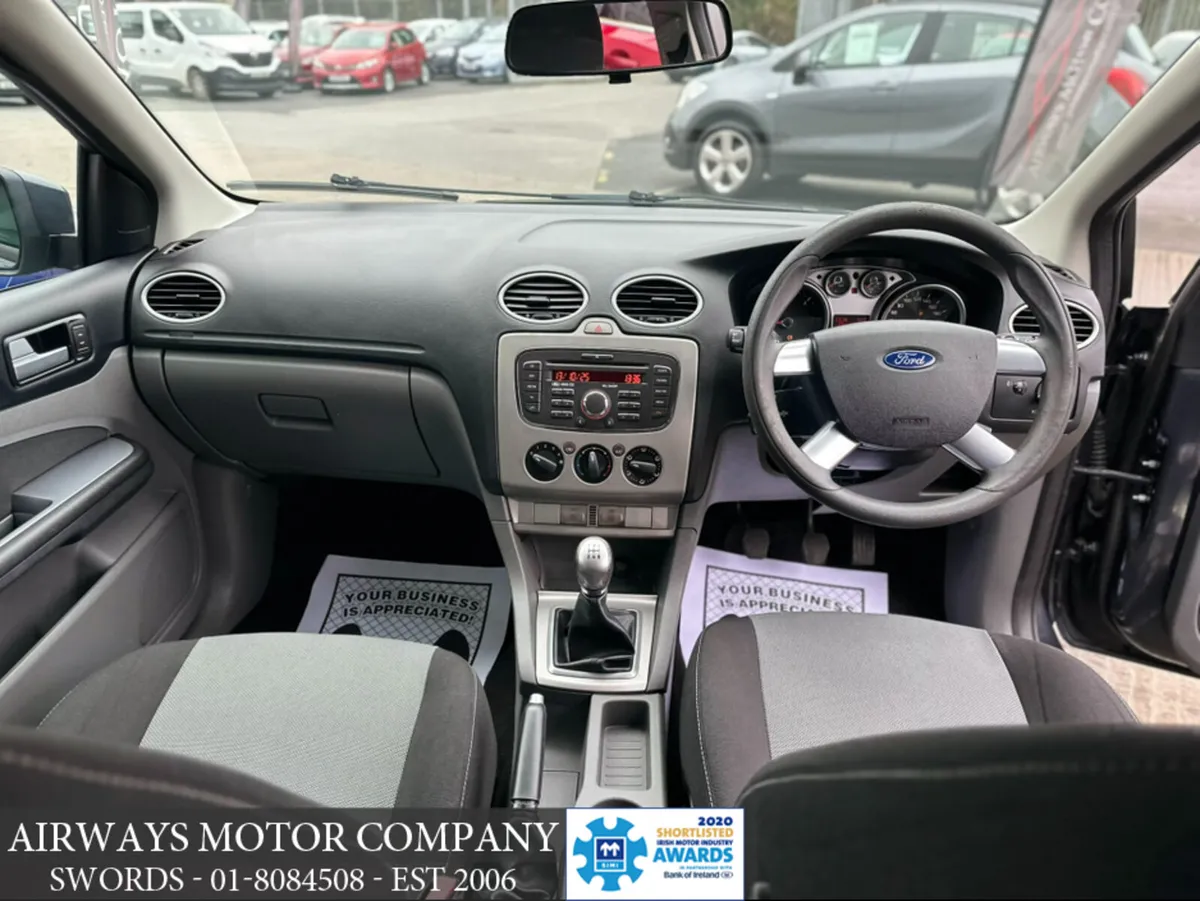 Ford Focus STYLE 1.6 TDCI 90PS 5DR - Image 4
