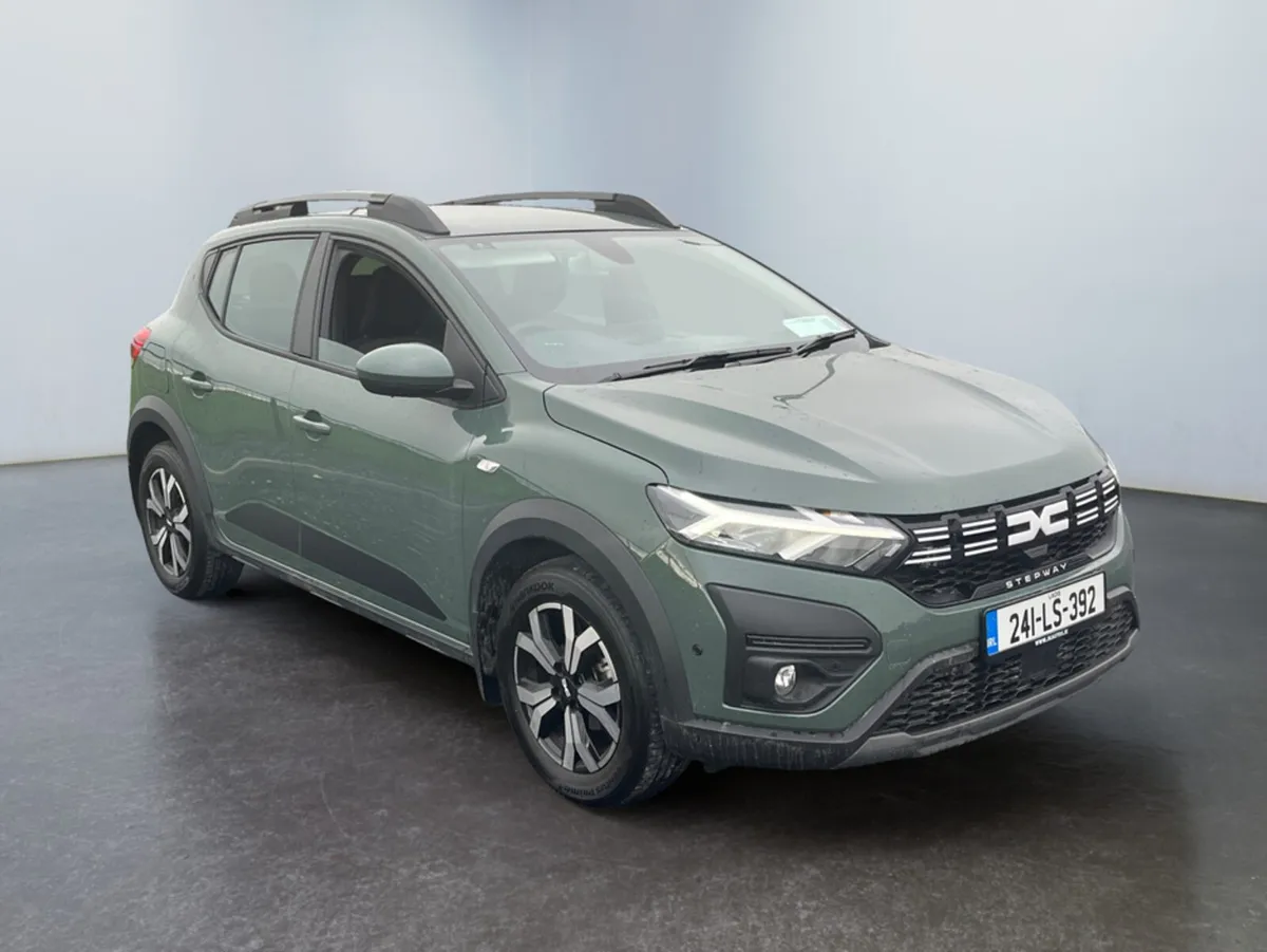 Dacia Sandero Stepway SANDERO STEPWAY JOURNEY TCE - Image 1