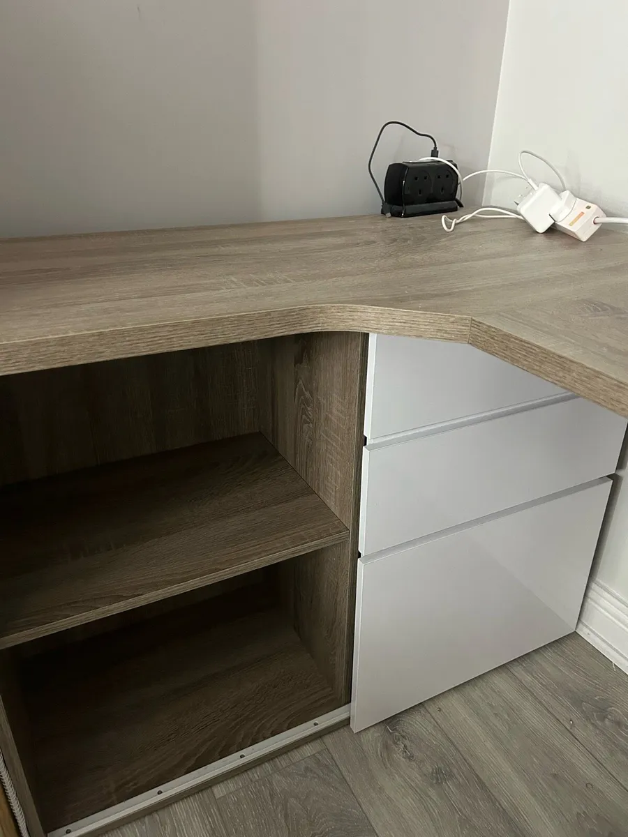 Corner desk - Image 3