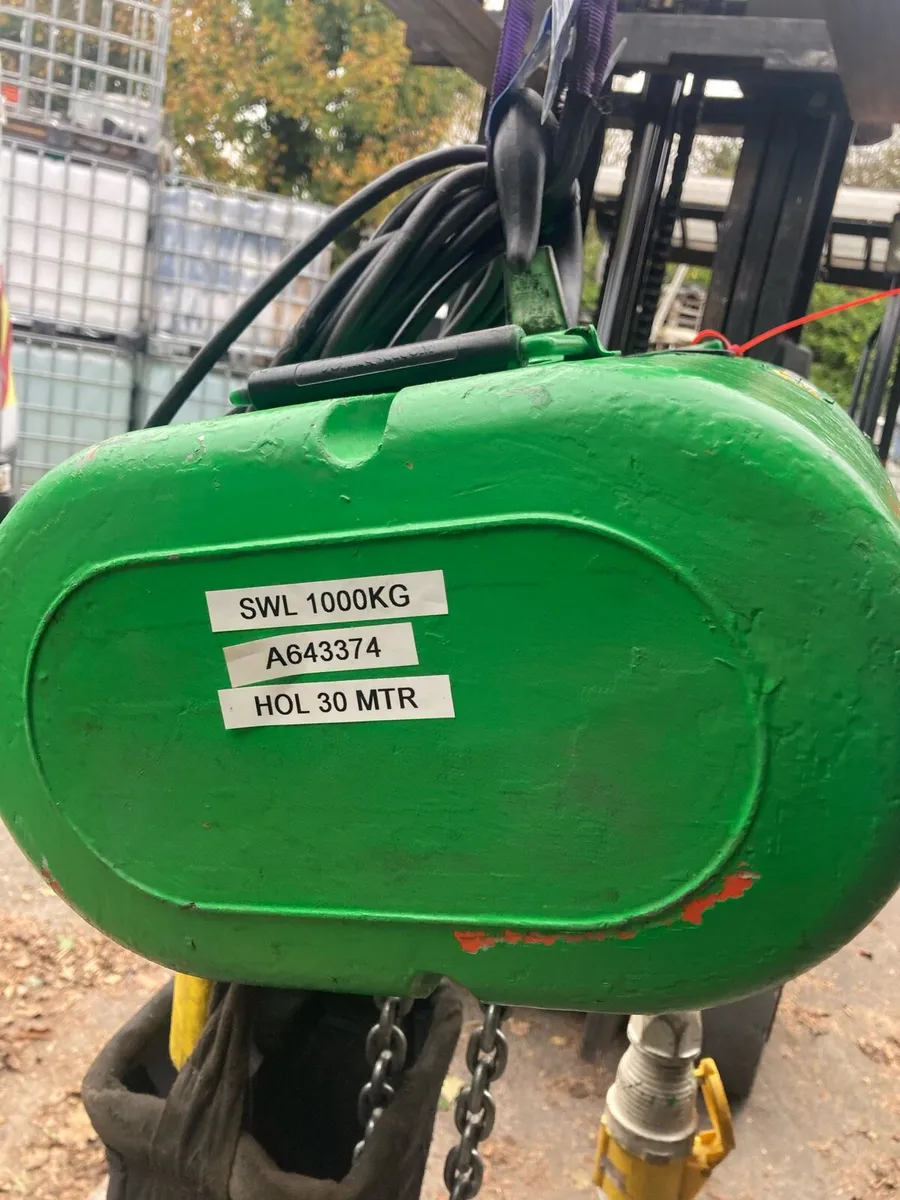 1 ton Lodstar CM chain hoist - Image 3