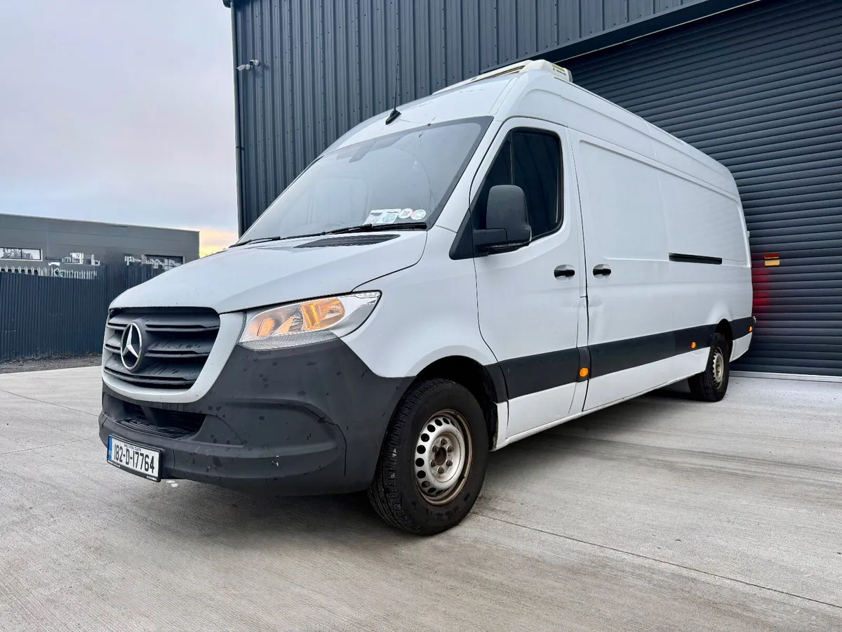Mercedes-Benz Sprinter 2018 - Image 2