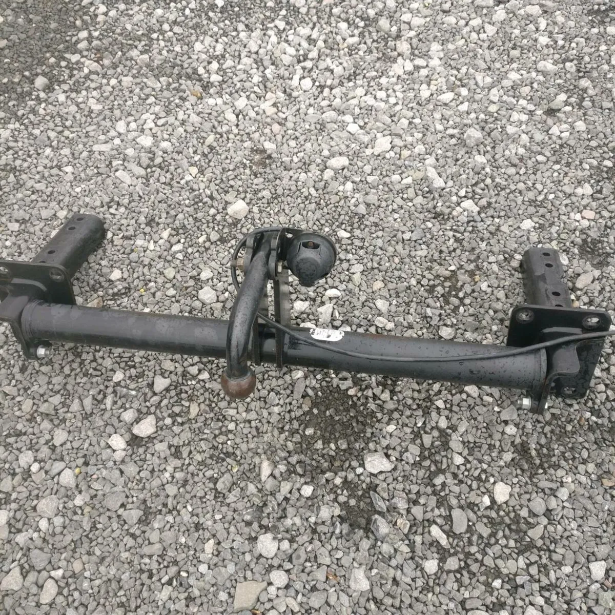 Jaguar F- Pace 2019 towbar - Image 1