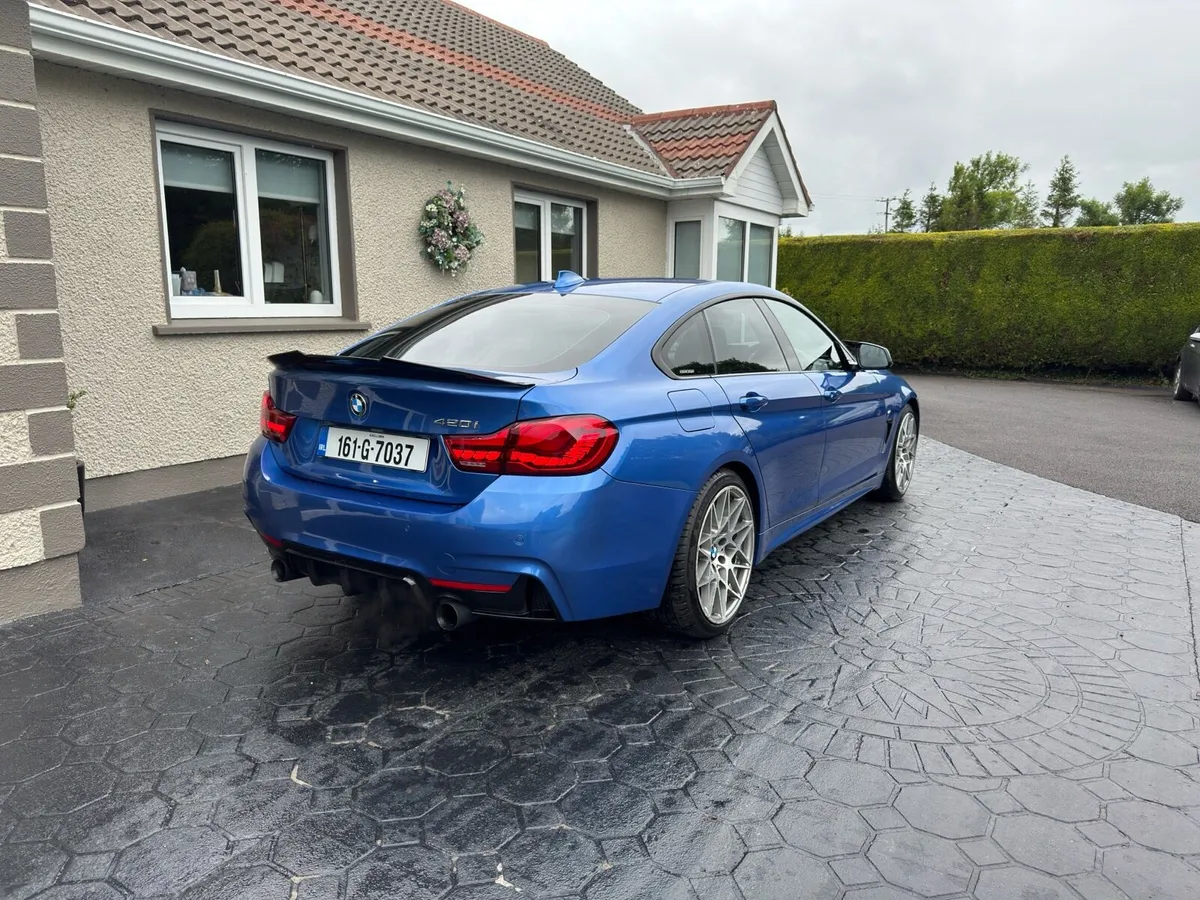 BMW 420i Gran Coupe Estoril Blue - Image 4