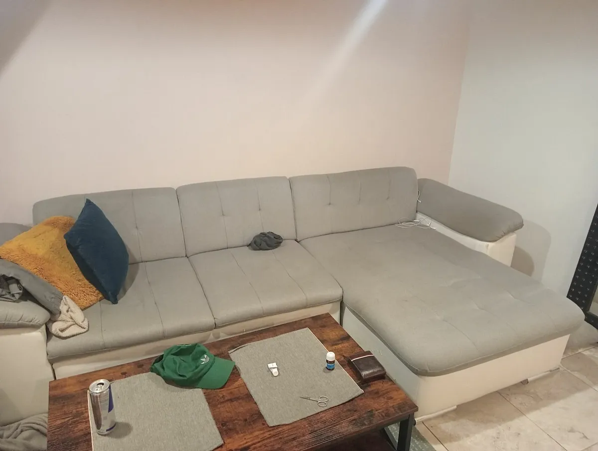 Corner sofa bed - Image 1