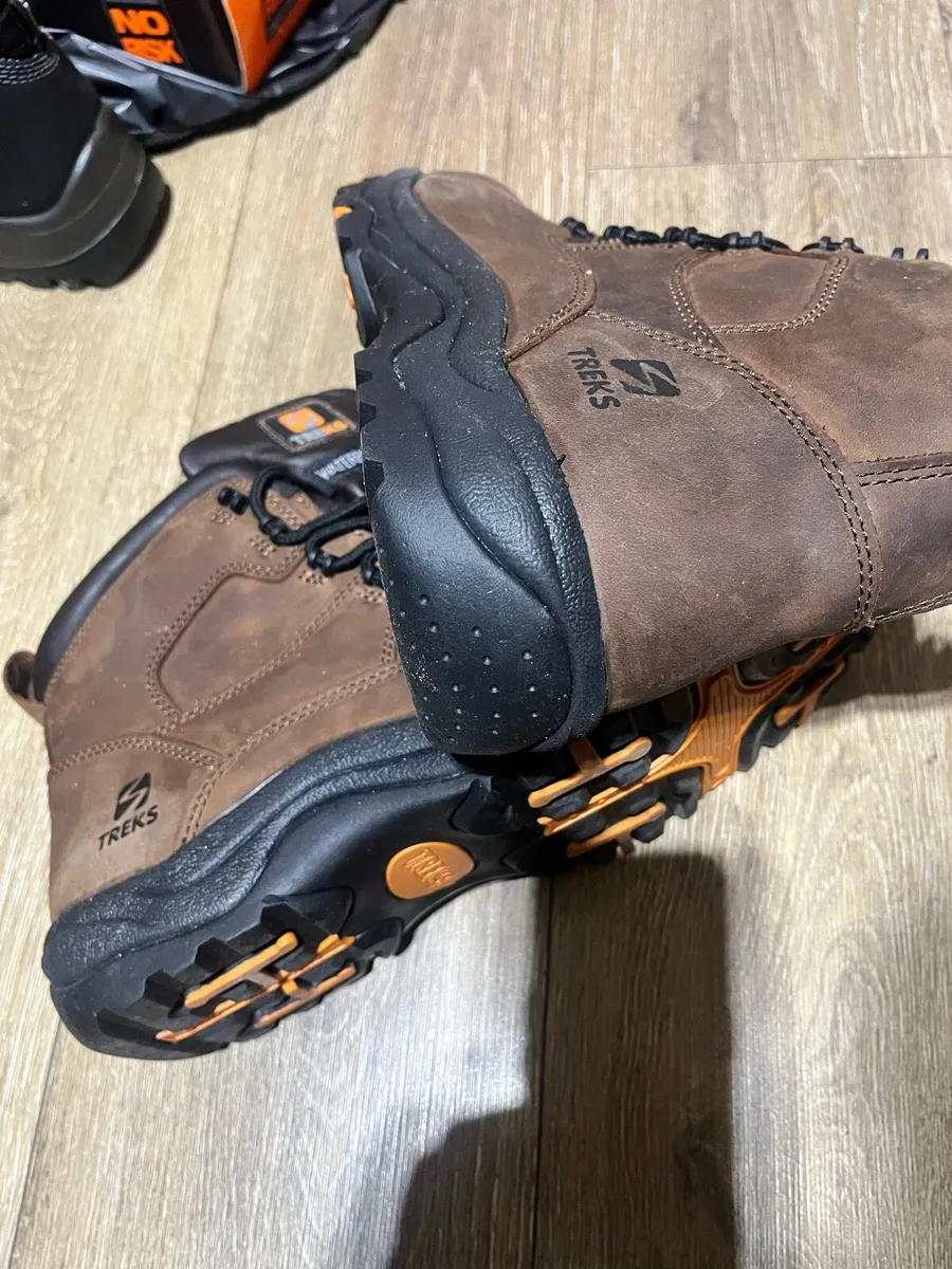 New shoes boots - Image 1