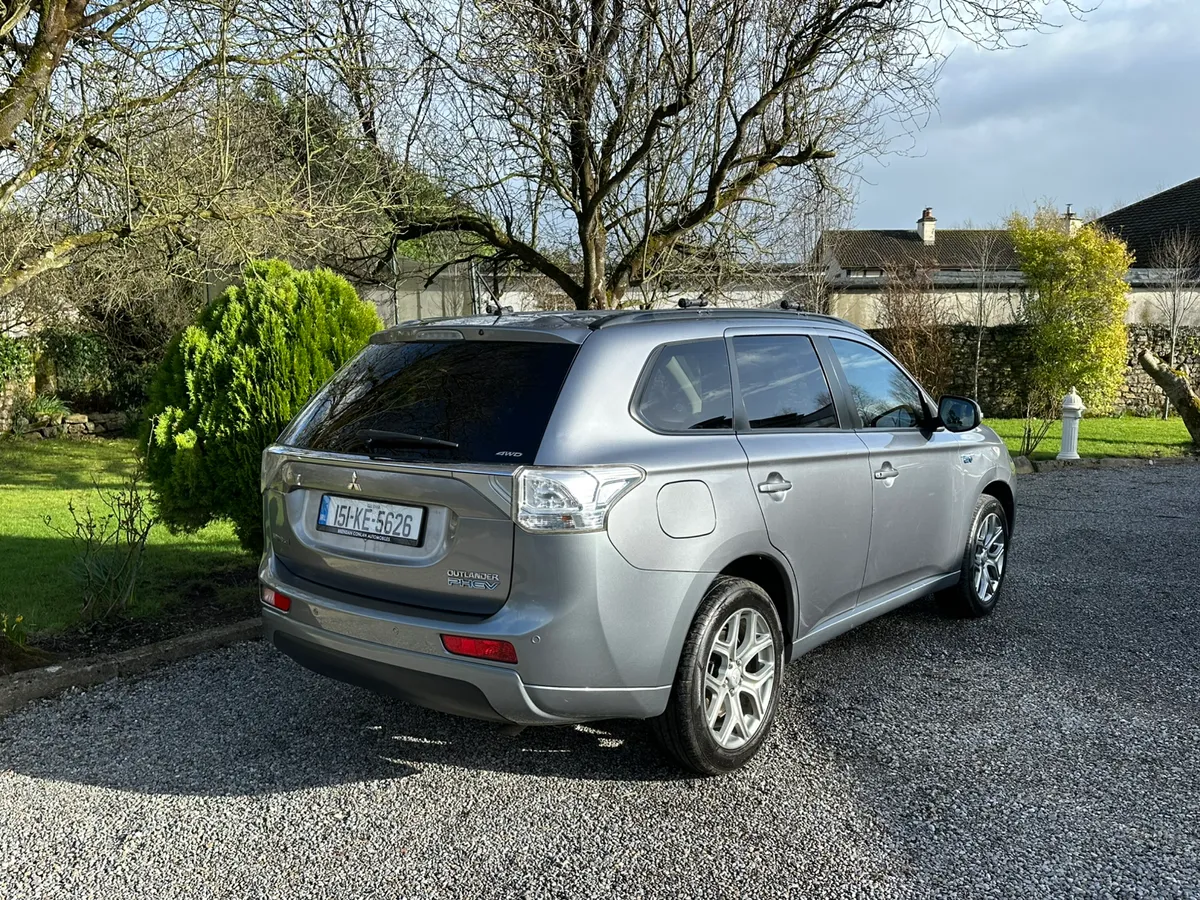 Mitsubishi Outlander - Image 4