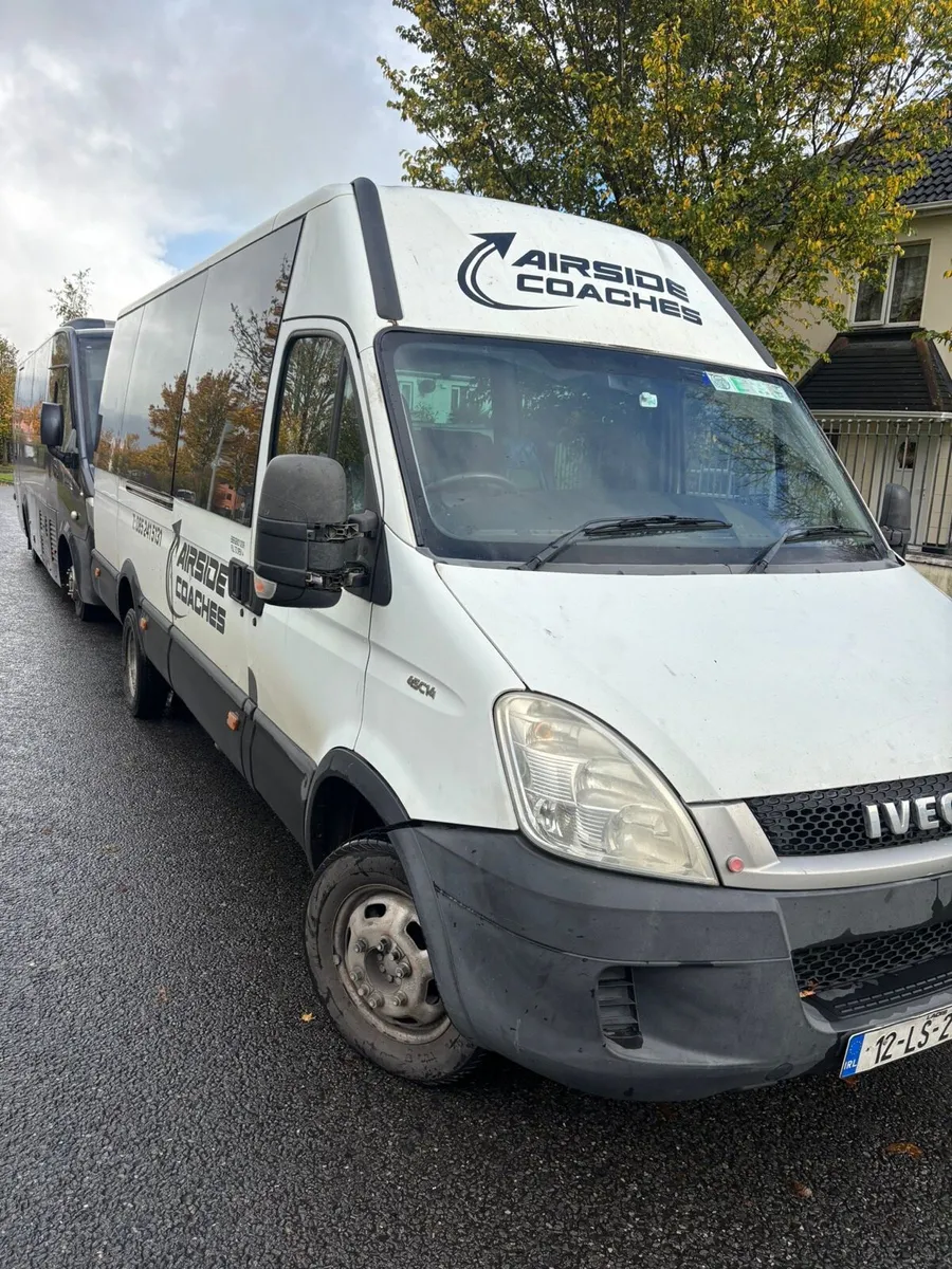 Iveco 16 seater - Image 2