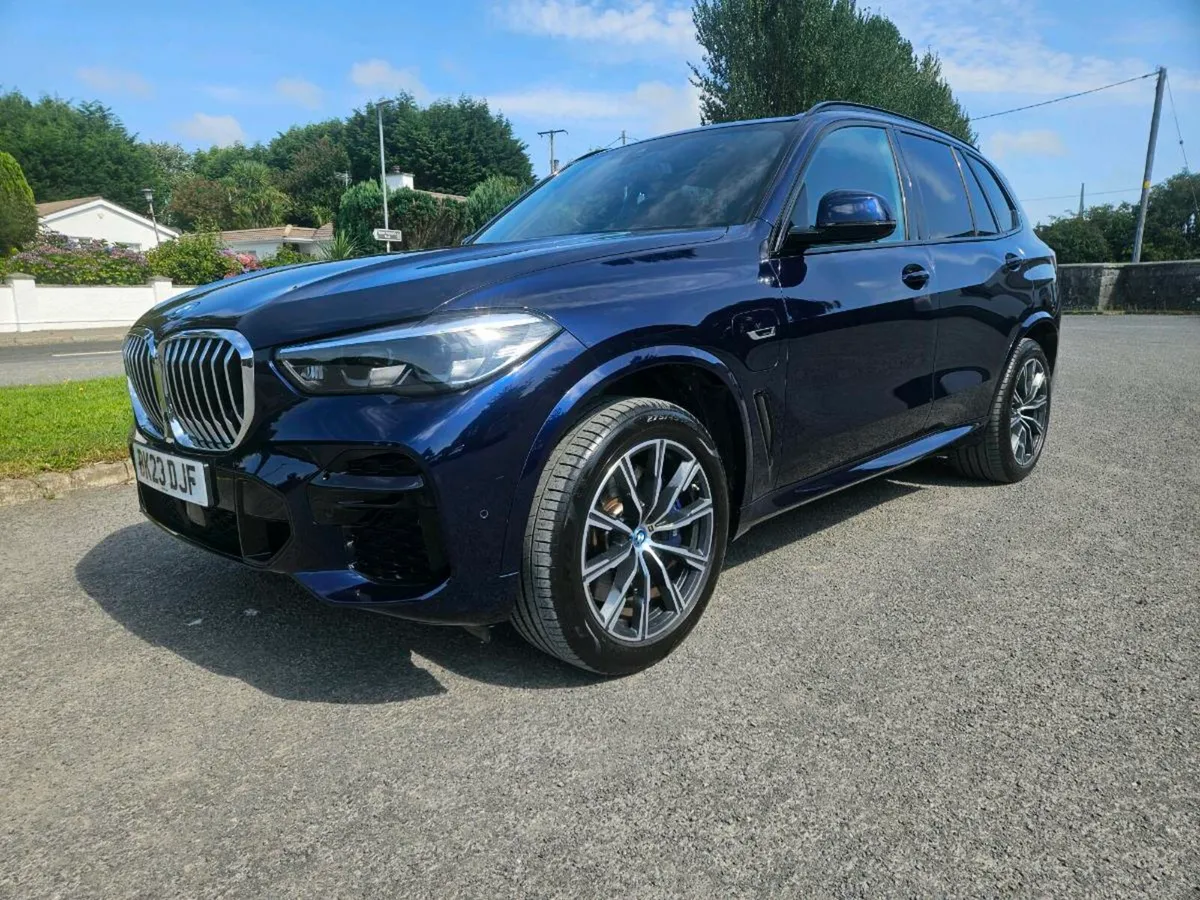 2023 X5 xDrive45e M Sport 5dr Auto - Image 1