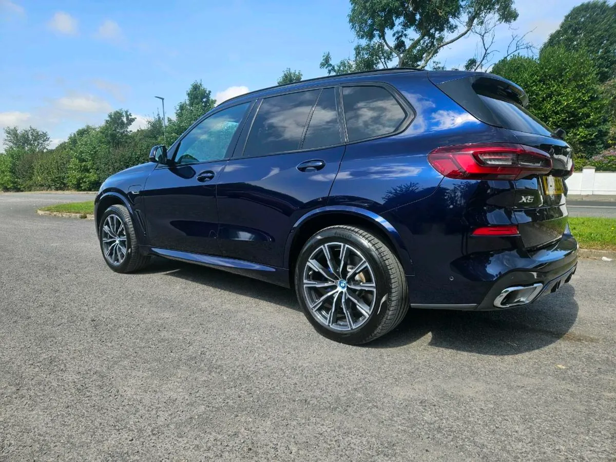 2023 X5 xDrive45e M Sport 5dr Auto - Image 4