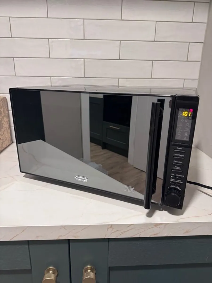 microwave - Image 1
