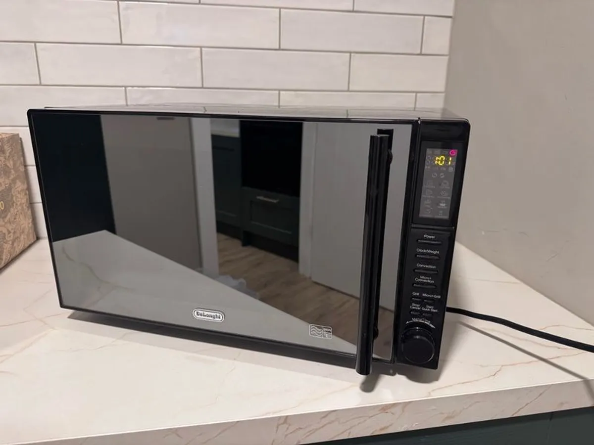 microwave - Image 2