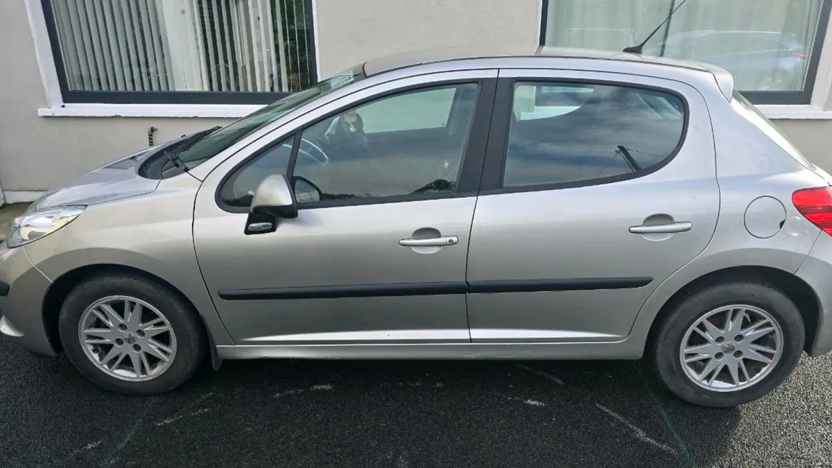 2008 peugeot 207 - Image 2