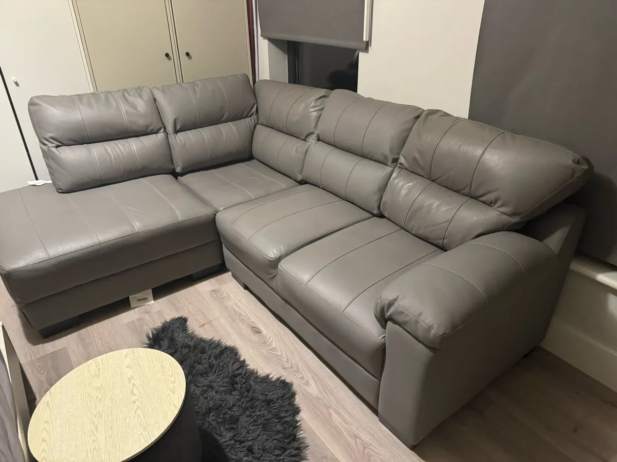 Grey leather corner sofa - Image 1