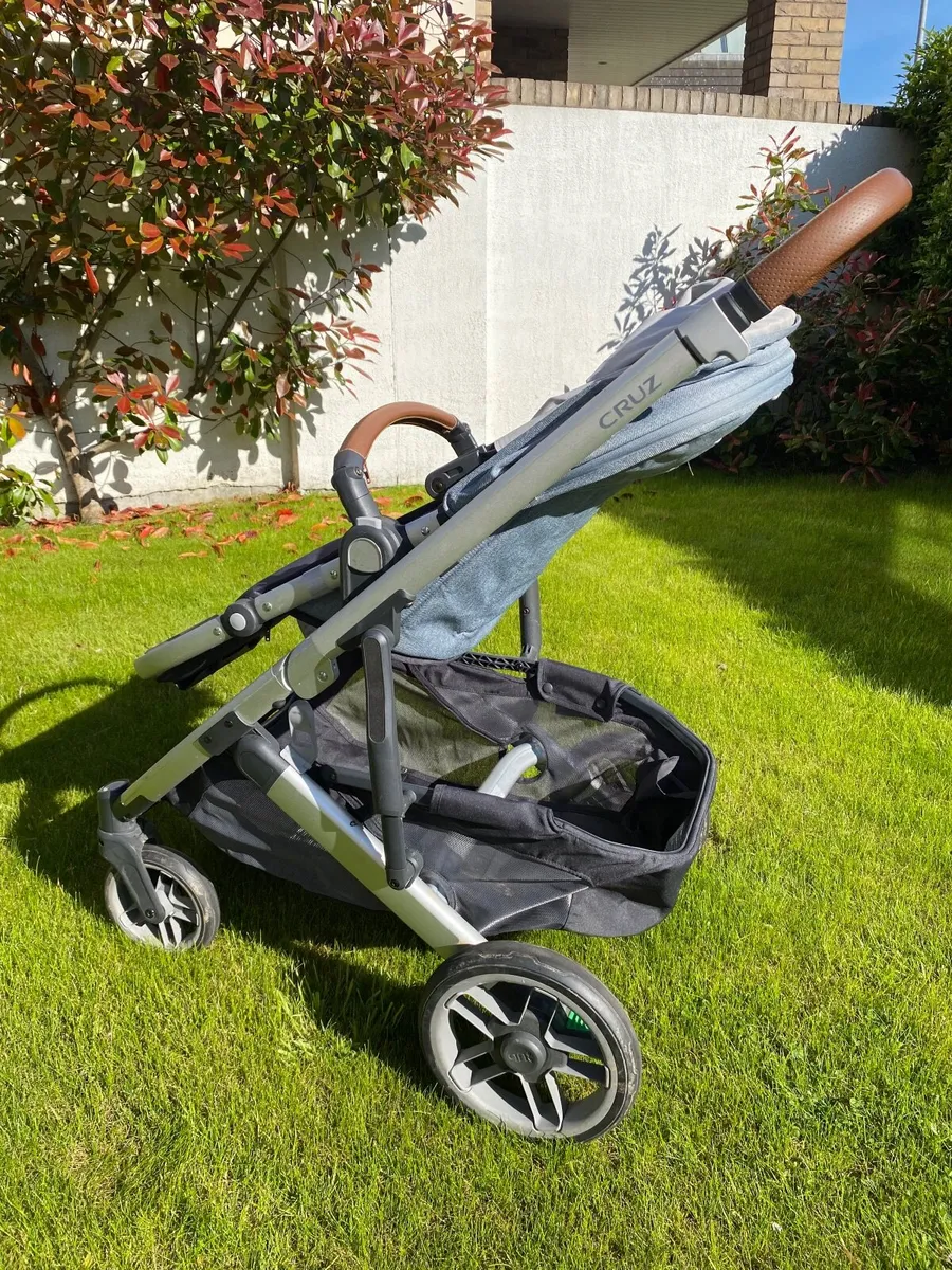 Uppababy Cruz - Image 2