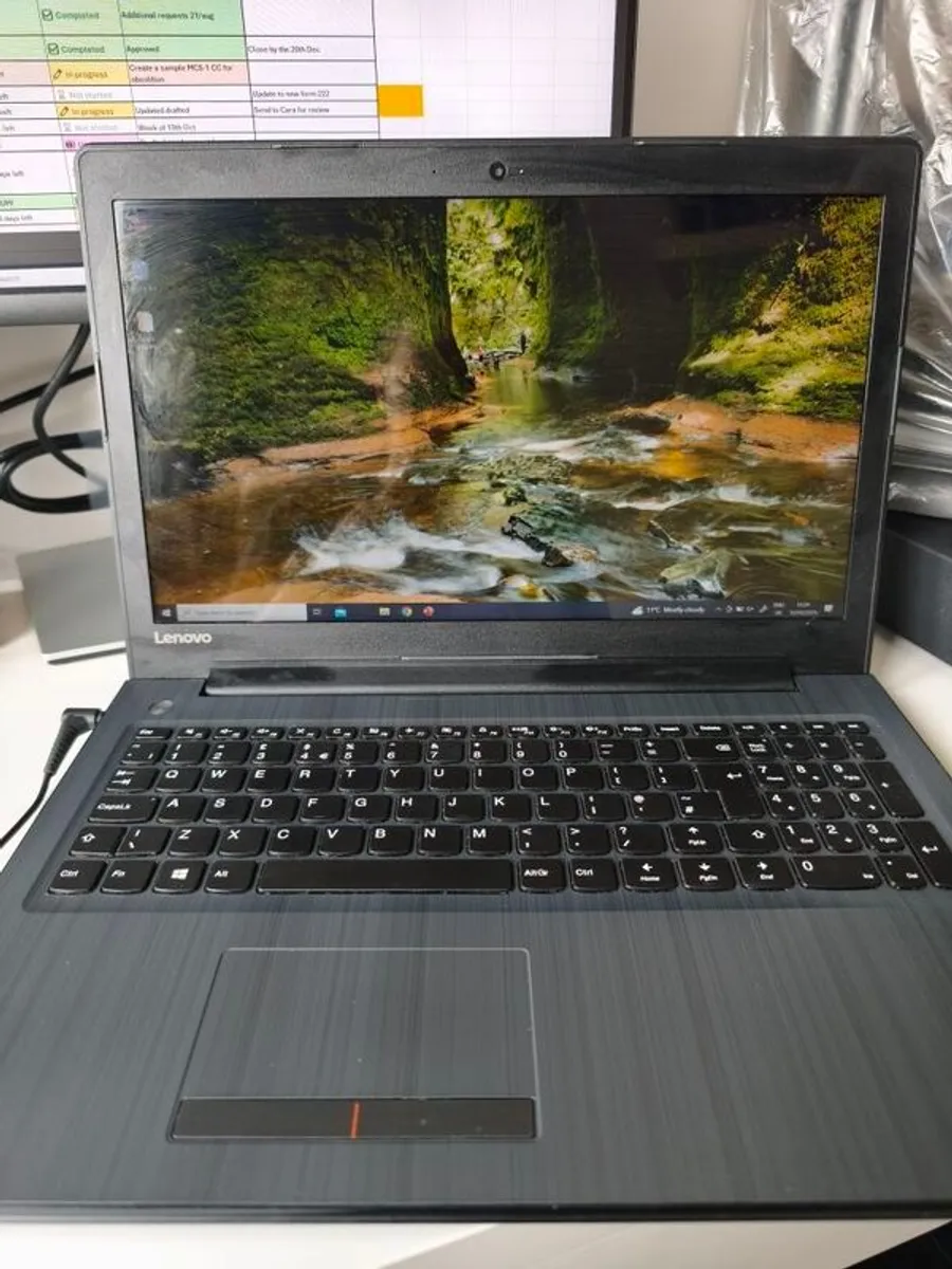 Lenovo (ideapad) - Image 1