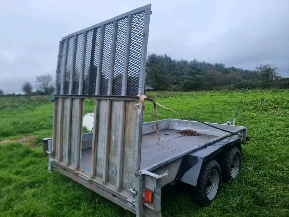 Plant Trailer - Image 1