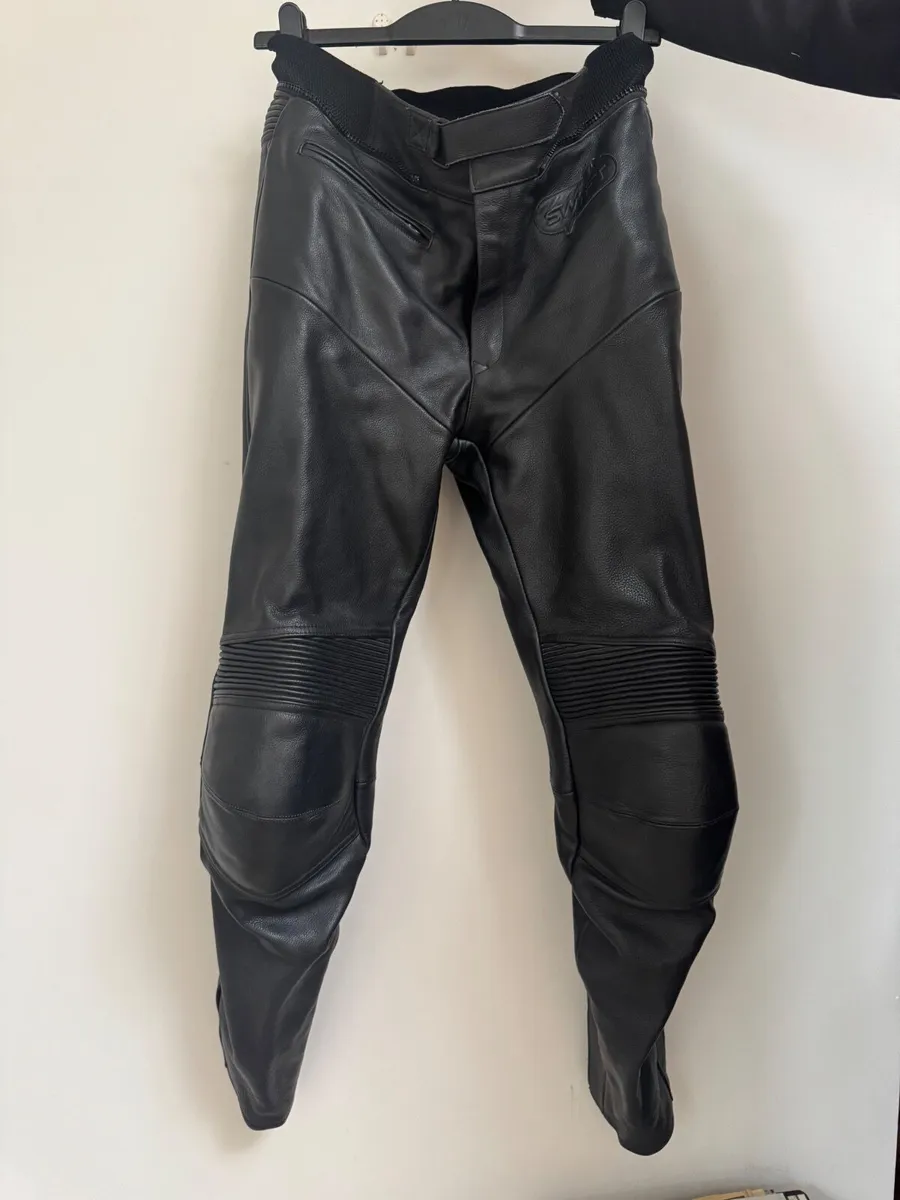 Motorcycle leather trousers - Image 1