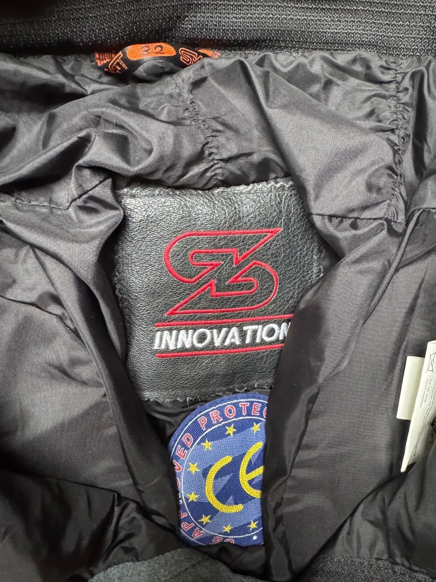 Motorcycle leather trousers - Image 2